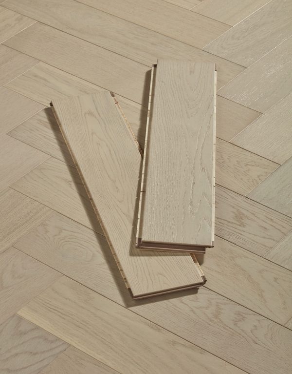 marylebone chantilly lace oak brushed lacquered engineered wood flooring
