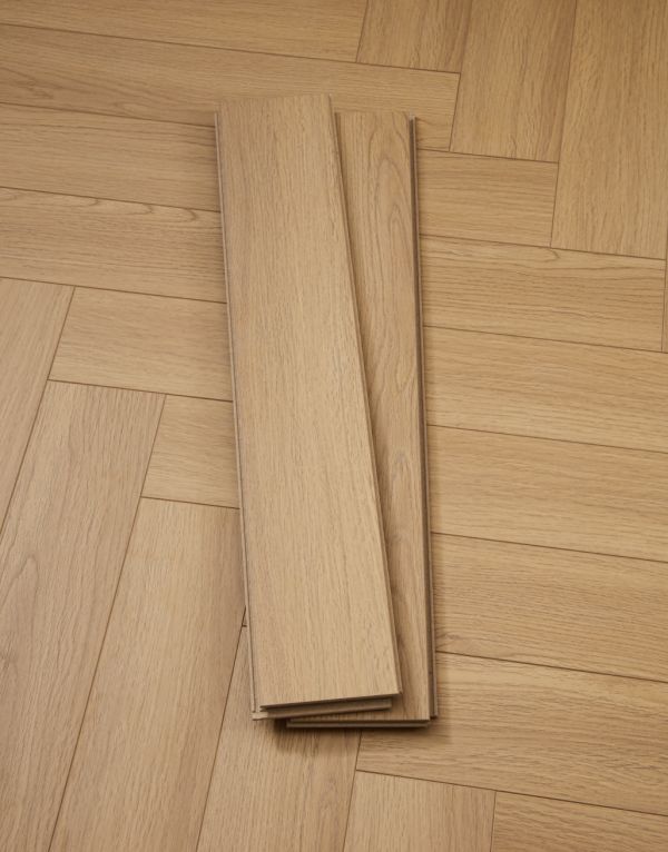 luxe herringbone golden oak laminate flooring