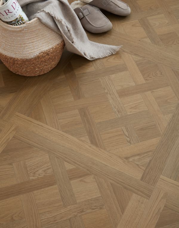 evocore premium versailles tile forest oak