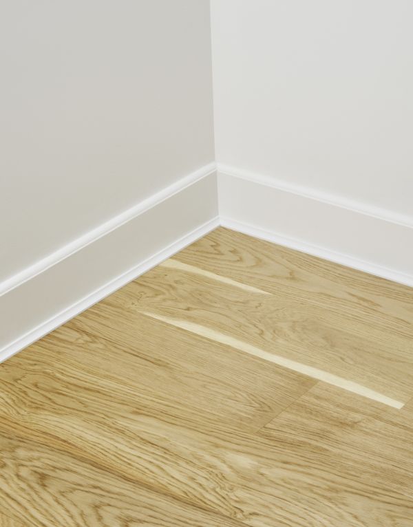 fc14 white scotia beading