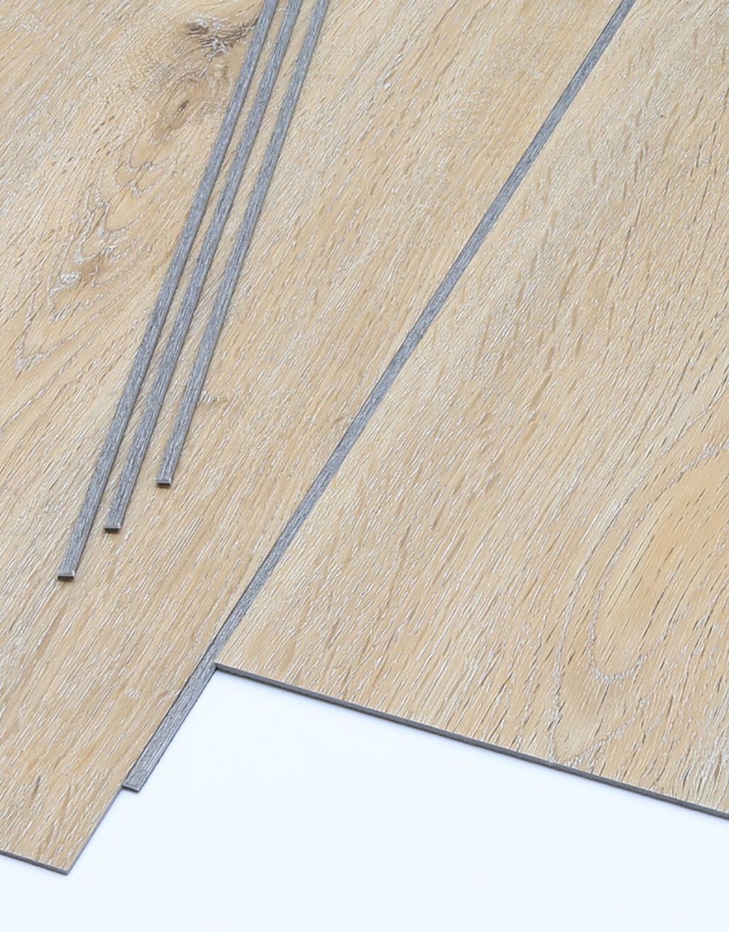 Feature Strip - Silver