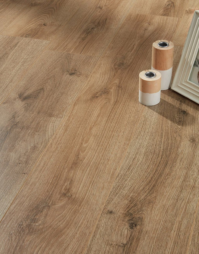 Super 7mm - Golden Oak Laminate Flooring