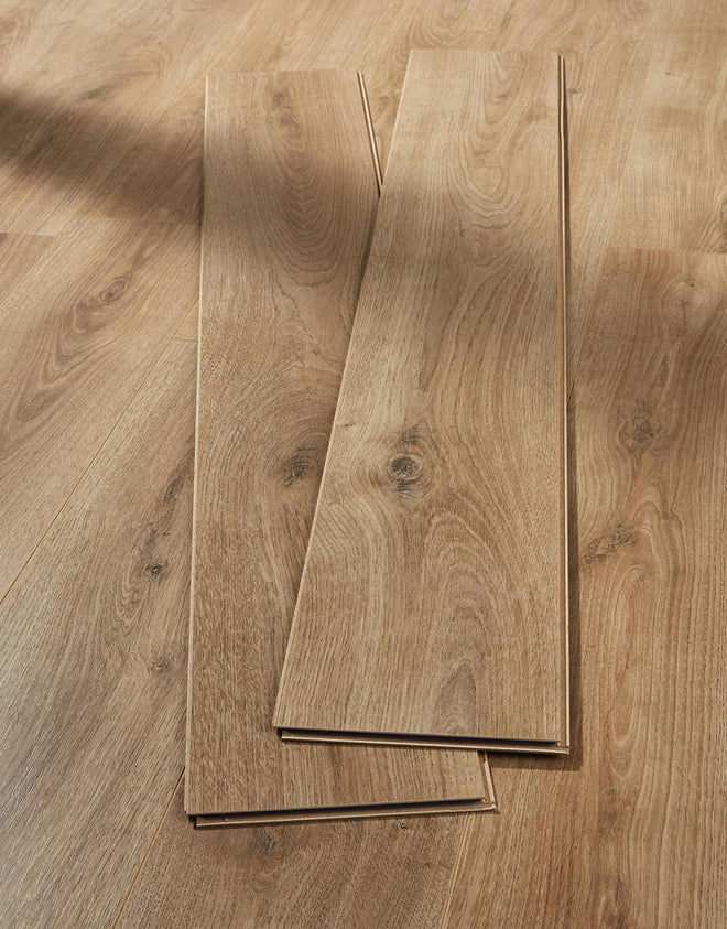 Super 7mm - Golden Oak Laminate Flooring