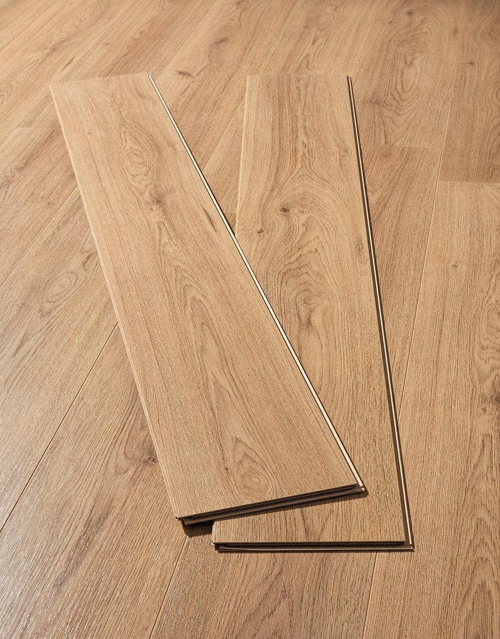 Loft - Natural Oak Laminate Flooring