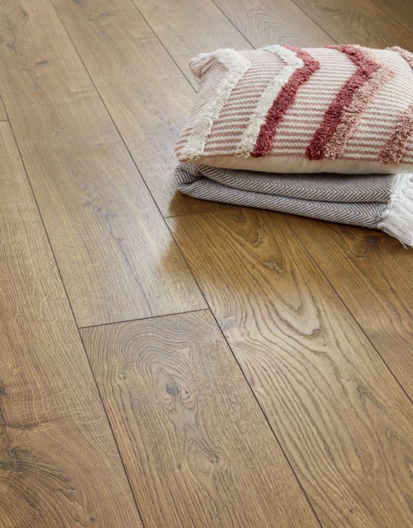palermo long caramel oak laminate flooring