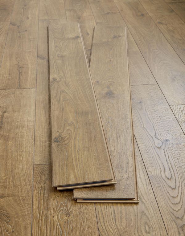 palermo long caramel oak laminate flooring