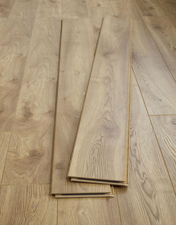 palermo long golden oak laminate flooring