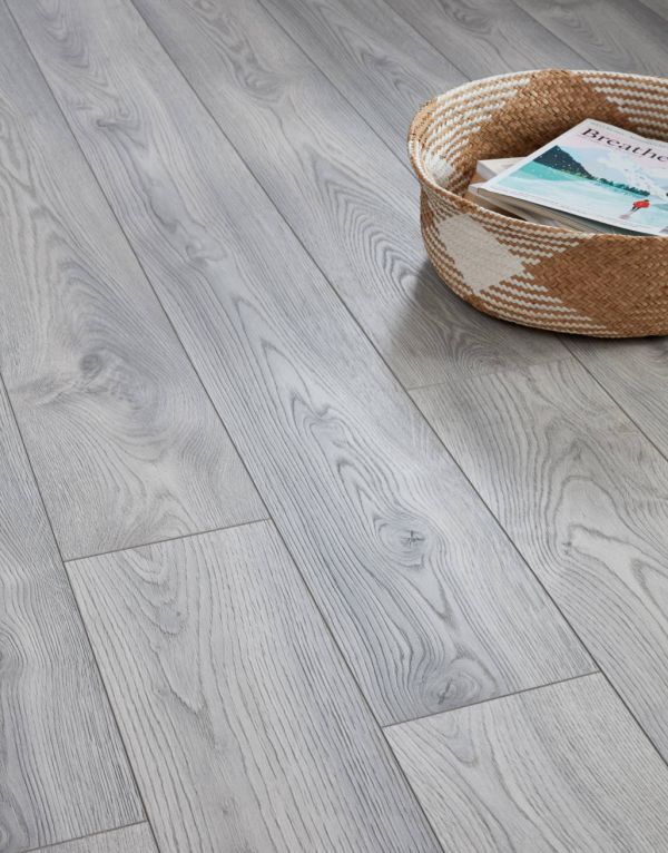 palermo long pearl oak laminate flooring