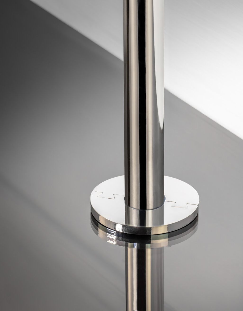 Elite Circle Radiator Ring - Chrome