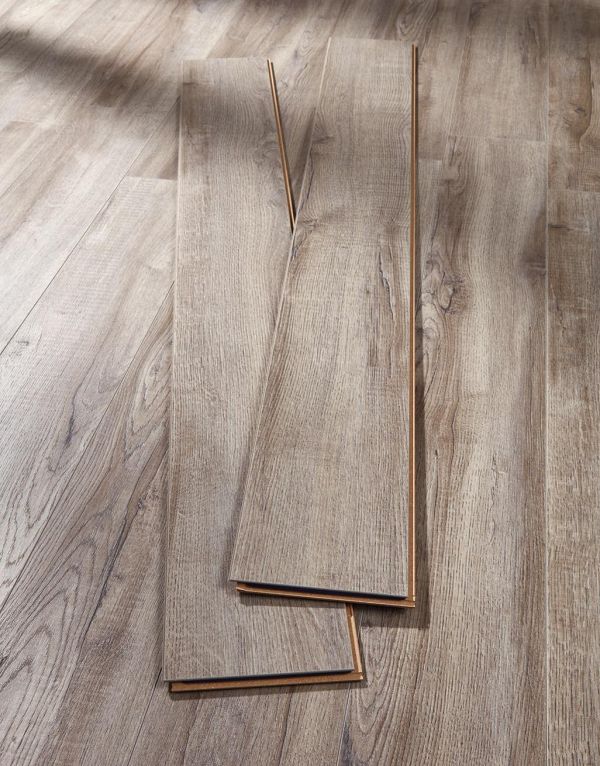 residence narrow montmelo oak laminate flooring