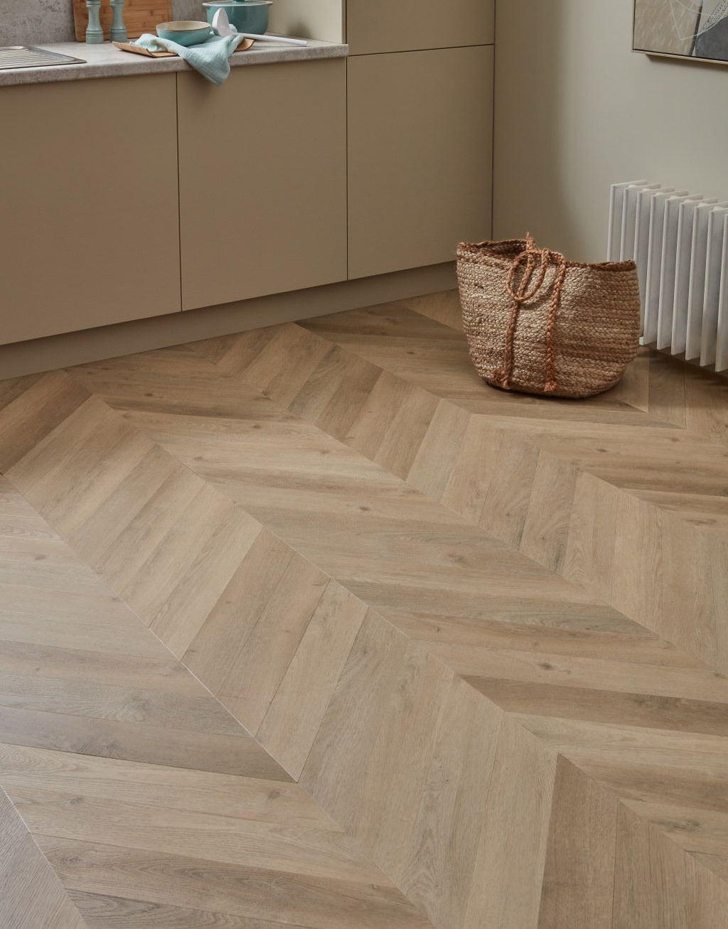 Signature Chevron - Oyster Oak