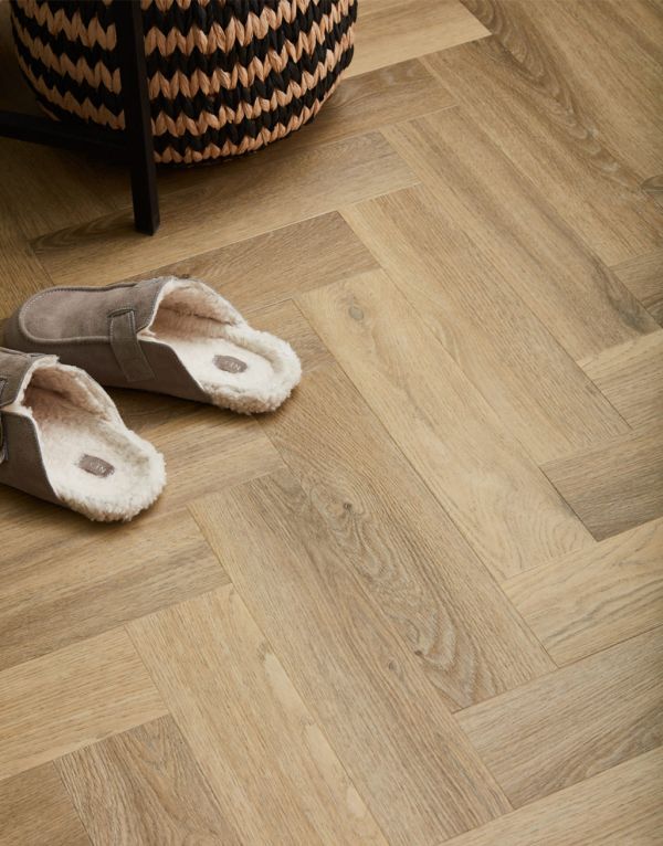 signature herringbone woodland oak