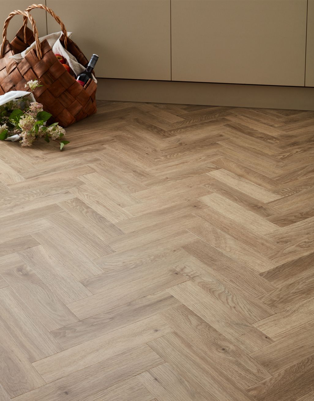 Elegance Herringbone - Crafted Oak
