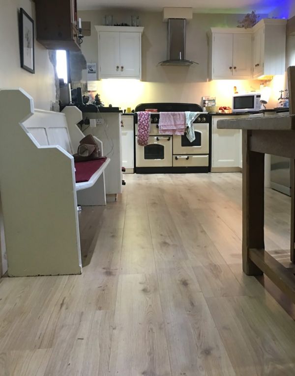 super 12mm natural oak laminate flooring
