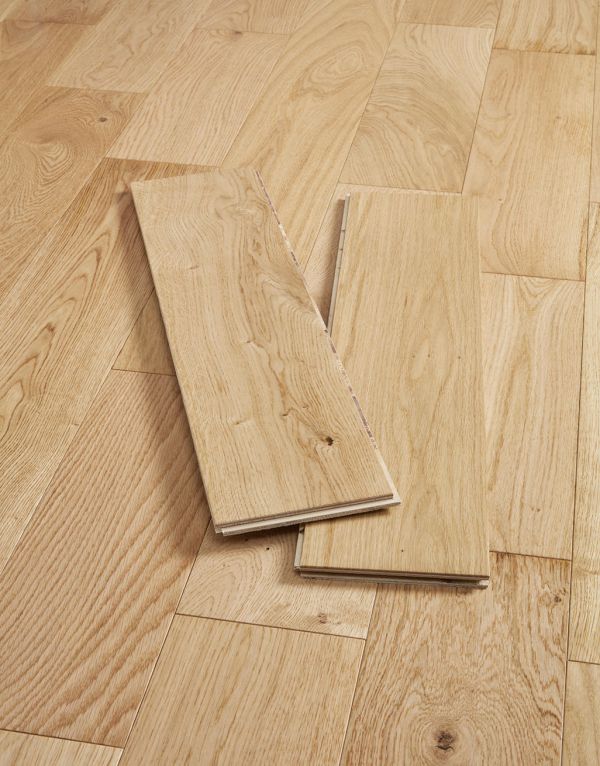 natural rustic oak smooth lacquered engineered wood