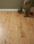 Manhattan Natural Oak Lacquered Engineered Wood Flooring
