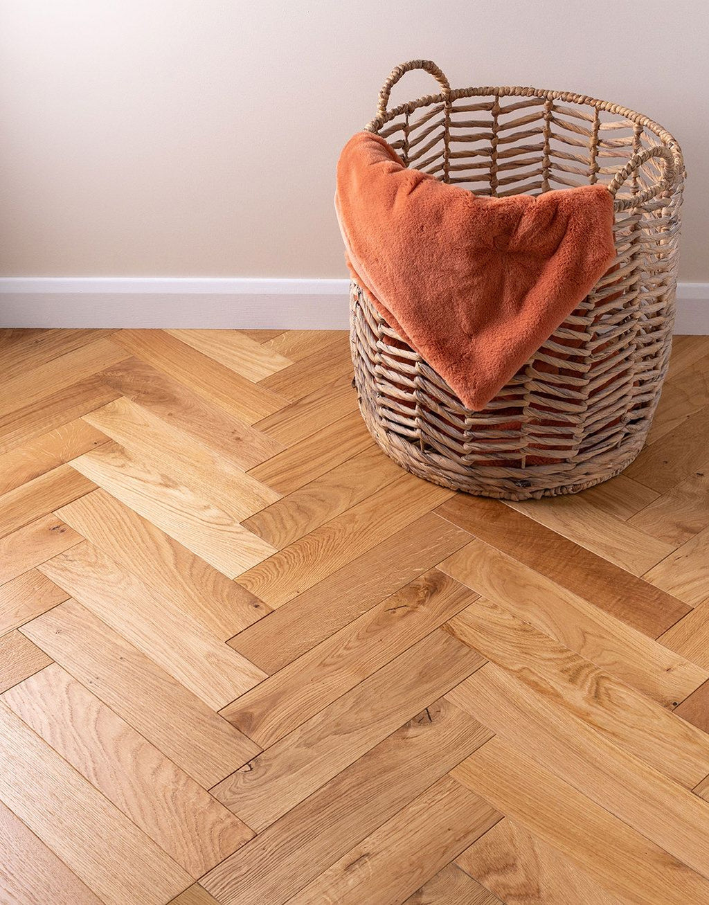 Natural Country Herringbone Oak Brushed & Lacquered Engineered Wood Flooring