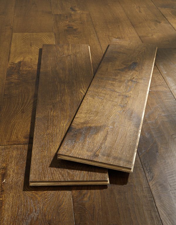 old castle oak lacquered engineered wood flooring