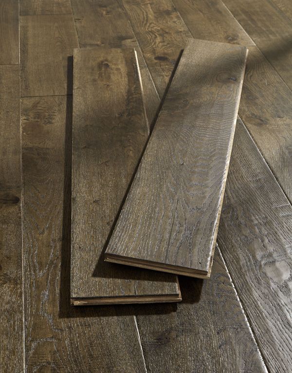 grand vintage oak distressed brushed lacquered engineered wood flooring