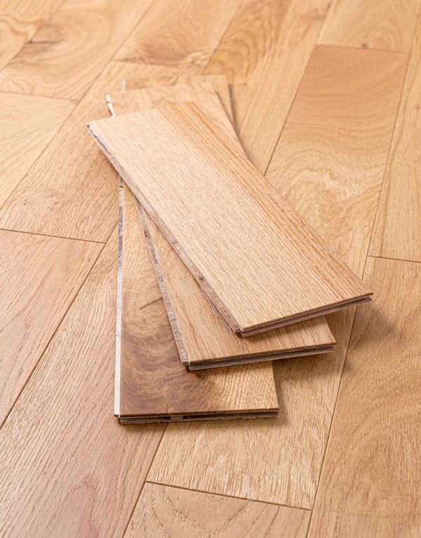natural country oak brushed lacquered engineered wood flooring