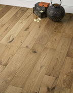 Loft Natural Oak Lacquered Engineered Wood Flooring