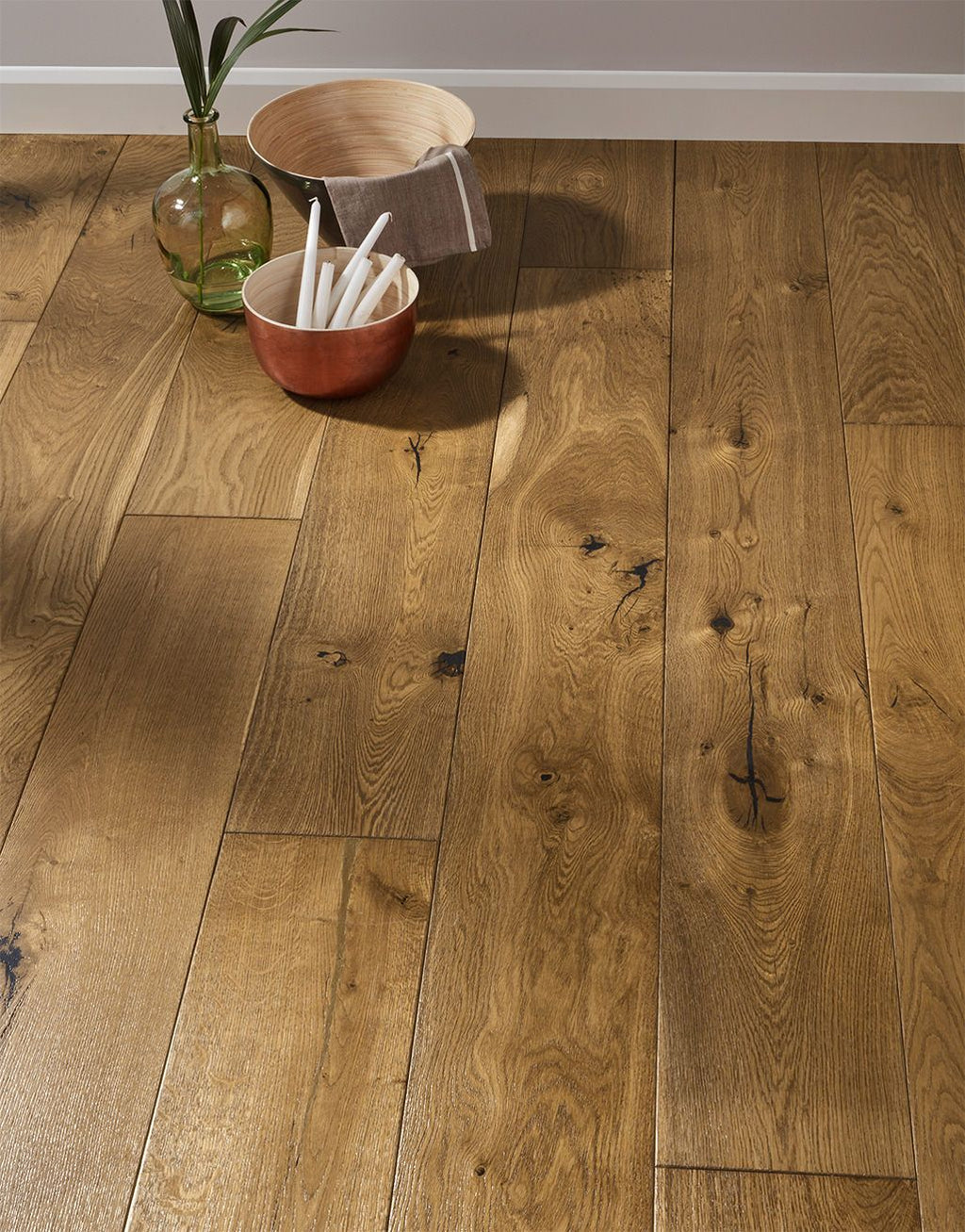 Grand Imperial Golden Smoked Oak Brushed & Lacquered Engineered Wood Flooring